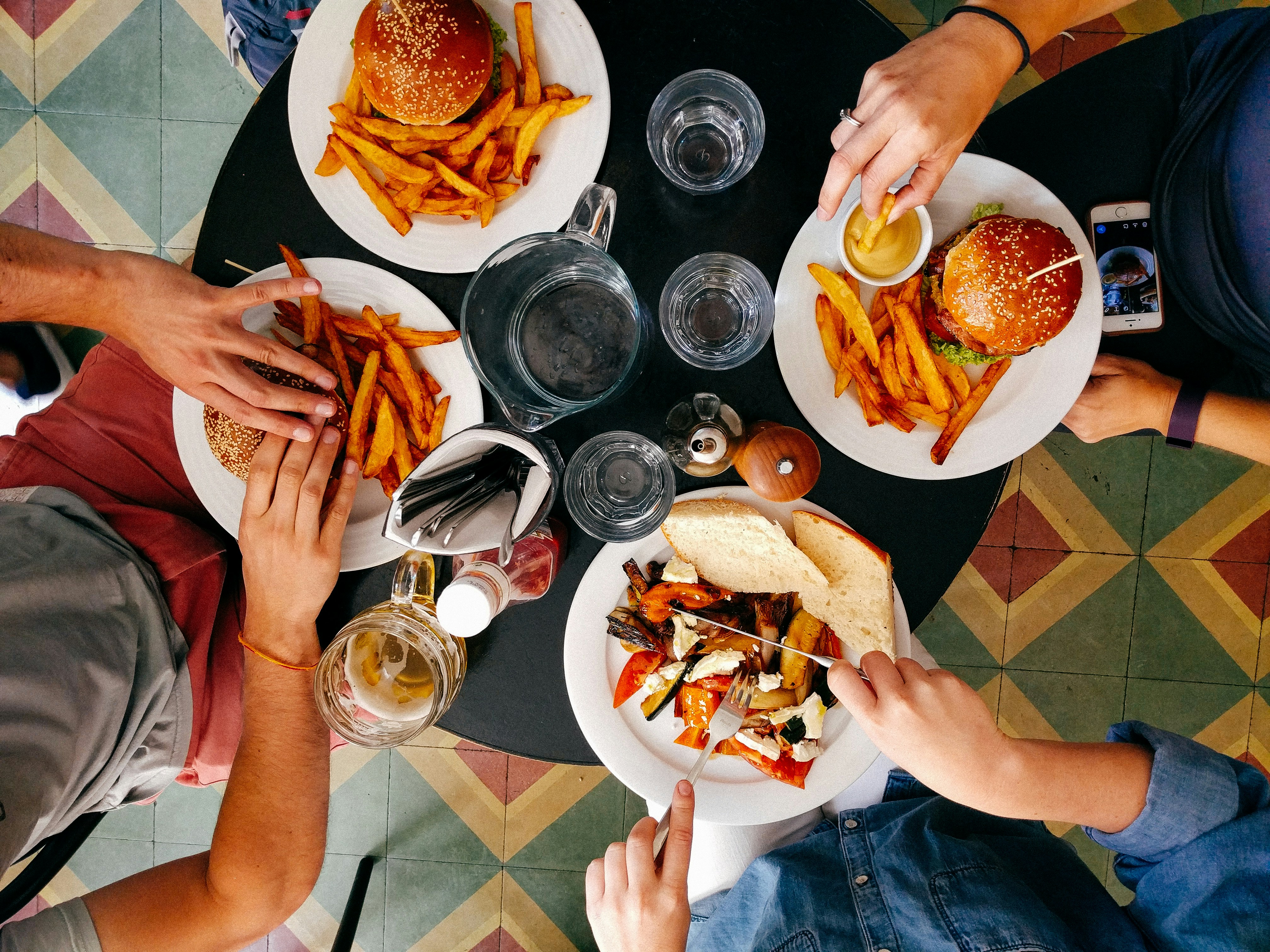 People eating - kulawise